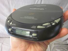 Ac1163k Audiologic Vintage 1998 Portable Cd Player Anti-shock - Works Great