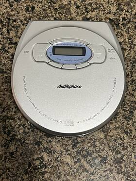 Audiophase Cd326 Portable Cd Player Has Aux Jack Issue It S Touchy Tested Works
