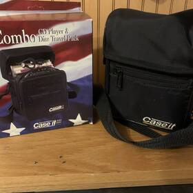 2229351005 Case It Pre-owned Brand Combo Cd Player &disc Travel Pack/2aa Batteries Inc./mus