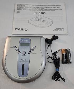 Pz-5100 Casio Portable Compact Disc Player With Batteries And Headphones