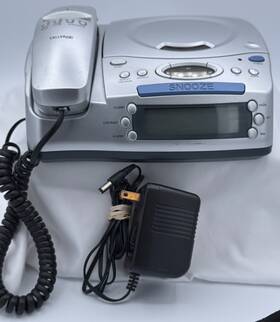 Conair Cid502 Vintage Telephone Am / Fm Radio Alarm Clock Cd Player - Tested