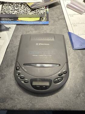 Emerson 6825 Hd6825 Portable Cd Player Discman Bass Boost Car Charger 1995 Tested