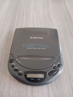 Emerson Hd6825 Digital Portable Cd Player Discman Model Music Discs