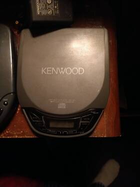 Dpc-731 Kenwood Dcp-731 Portable Cd Player Discman Vintage For Parts Or Repair