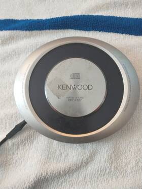 Dpc-x527 Kenwood Dcp-x527 Portable Cd Player Rare Big Window Tested And Working