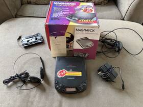 Magnavox A6844 Portable Cd Player Works