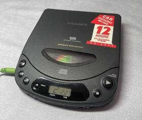 Az6836 Magnavox Vintage 1995 Portable Personal Cd Player Only