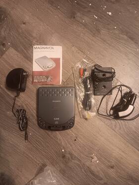 Magnavox Az6844car Portable Cd Player Electronic Skip Protection Car Adapter Lcd
