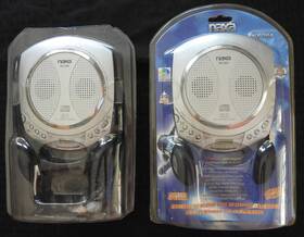 Naxa Nx-364 New Vintage Personal Portable Cd Player Am/fm Radio Internal Speaker