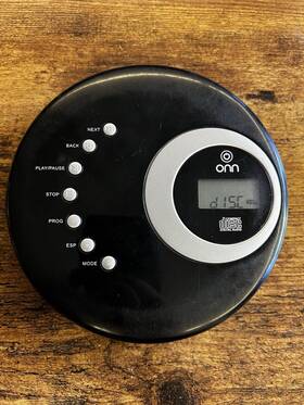 Onn 2012-no Personal Cd Player Walkman Headphones Tested Working