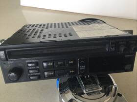 Rm-v15paaa Panasonic Vintage Cd Player For The Automobile. Model