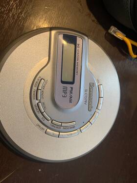 Sl-ct579vp-s Panasonic Portable Personal Cd Player Sl-ct579v-s With Case Logic