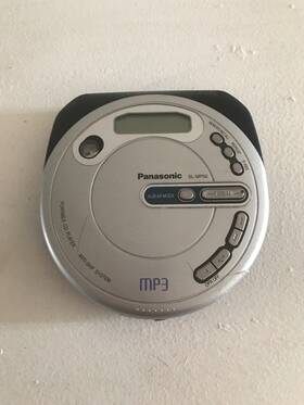 Sl-mp50 Panasonic Portable Cd Player Tested Missing Battery Cover But Works Fine
