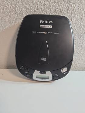 7275 Philips Magnavox Portable Cd D88 Bass Boost Az 7275/17 With Ac Power Adptr