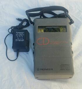 Pioneer Or-c300 Rare 1980s Pd-d7 Portable Cd Player And Case Battery Power