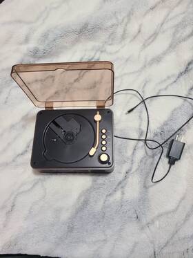 Retro Y-cd-146 Compact Cd Player With Built In Speakers Bluetooth Tested