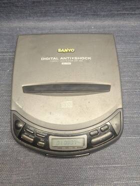 Sanyo Cdp-480 Portable Cd Player 1bit Dac Tested Works
