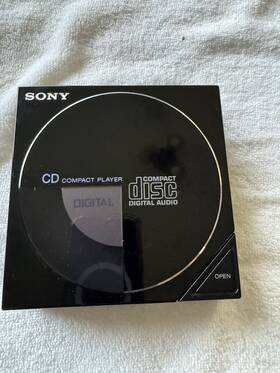 Ac-d50 Sony 179668 D-5a Portable Cd Player With Ac Power Dock