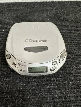 D-e404 Sony Cd Walkman Portable Player Tested Working Free Shipping