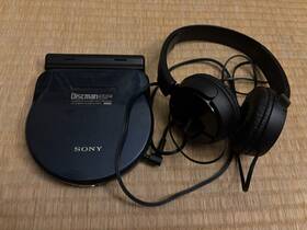 Sony D-e905 Esp 2 Cd Player High End Discman Walkman With Head Phones