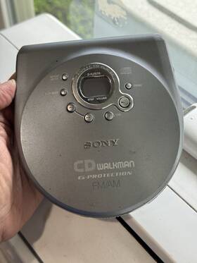 D-fj75 Sony Cd Walkman Portable Player Operation Confirmed