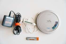 D-ne720 Sony Cd Walkman Player Mp3 Used Conditioon