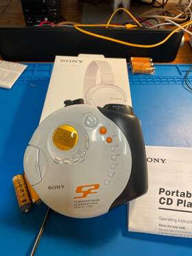 Sony D-sj601 Beautiful Am/fm Portable Cd Player