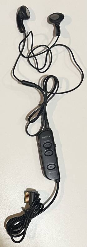 Sony Mdr-ew33e Genuine Rm-wm3f Remote Mdr-e741 Earphones For Cassette Walkman Wm-fx777