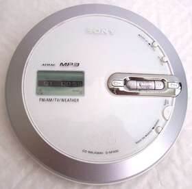 Ne-430 Sony Cd Walkman Discman White Player Am Fm Digital Bass Ne430 Excellent