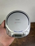 Sony Walkaman Atrac Plus MP3 Cd D-NF610 (powers Won't Play Discs). Fixed Price $14.99.