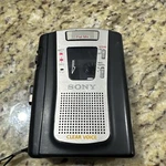 Sony TCM-459V Pressman Voice Recorder Standard Cassette For Repair/lights Up. Fixed Price $13.60.