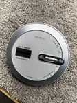 Sony Walkman Portable Cd Player Am/fm Weather Digital Tuner (D-NF430/SM) 50031. Fixed Price $141.55.