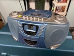Hamilton Buhl 8-STATION Listening Center With Portable Media Player SC-5050. Fixed Price $85.00.