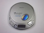 Sony Walkman D-F200 Cd Player Fm/am Radio. Fixed Price $95.00.