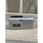 Realistic MICRO-18 14-1042 Cassette Tape Recorder Silver Voice-actuated. Fixed Price $16.99.