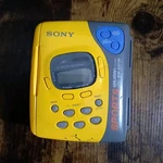 Sony Sports Walkman WM-SXF39 Am/fm Auto Reverse Cassette Player Yellow/gray. Fixed Price $69.00.