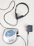 White-westinghouse Personal Am/fm Cd Player WDM13620. Fixed Price $23.99.