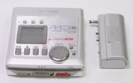 Aiwa Mini Disc Digital Recorder (AM-F70) W/battery Pack Read. Fixed Price $143.95.