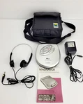 Audiovox Portable Cd Player Digital Fm Radio DM9913-45W/MANUAL,CASE,EARPHONES. Fixed Price $28.20.