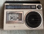 Vintage General Electric Am/fm Radio Cassette Recorded Model 3-5240 Tested. Fixed Price $27.71.