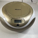 Memorex CD/MP3 Player Am/fm Radio Gold/white Aux-in Headphone MP4067-CHW. Fixed Price $25.00.
