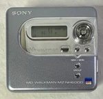 Sony MZ-NH600D Minidisc Hi-md Walkman Portable Player Recorder. Fixed Price $250.00.