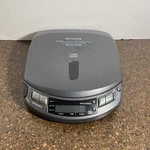 Vintage Aiwa XP-520 -e-a-s-s- Compact Disc Player Portable. Fixed Price $27.95.