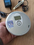 Rare Parametric Eq Sony Cd Walkman Portable MP3 Player D-NE800 Silver Accs. Fixed Price $175.00.