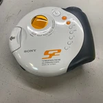 Sony Portable Cd Player Os White S2 Sports Walkman D-FS601 Radio Tuner. Fixed Price $70.00.