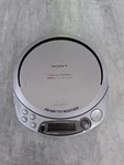 Sony Walkaman Atrac Plus MP3 Cd D-NF610 Portable ( For Parts Not Working ). Fixed Price $45.00.