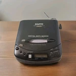 Vintage Sanyo CDP-54 Portable Compact Disc Player Digital Anti-shock -walkman. Fixed Price $228.88.