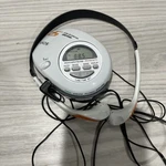 Sony SRF-M85W S2 Sports Walkman Am/fm Radio W/ Headphones. Fixed Price $24.99.
