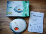 Sony Cd-r/rw Esp-max Walkman Silver (D-E340/S). Fixed Price $99.00.