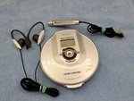 Sony D-NF600 ATRAC/MP3 Cd Walkman Portable Player W/RM-MC33EL & Headphones. Fixed Price $175.00.